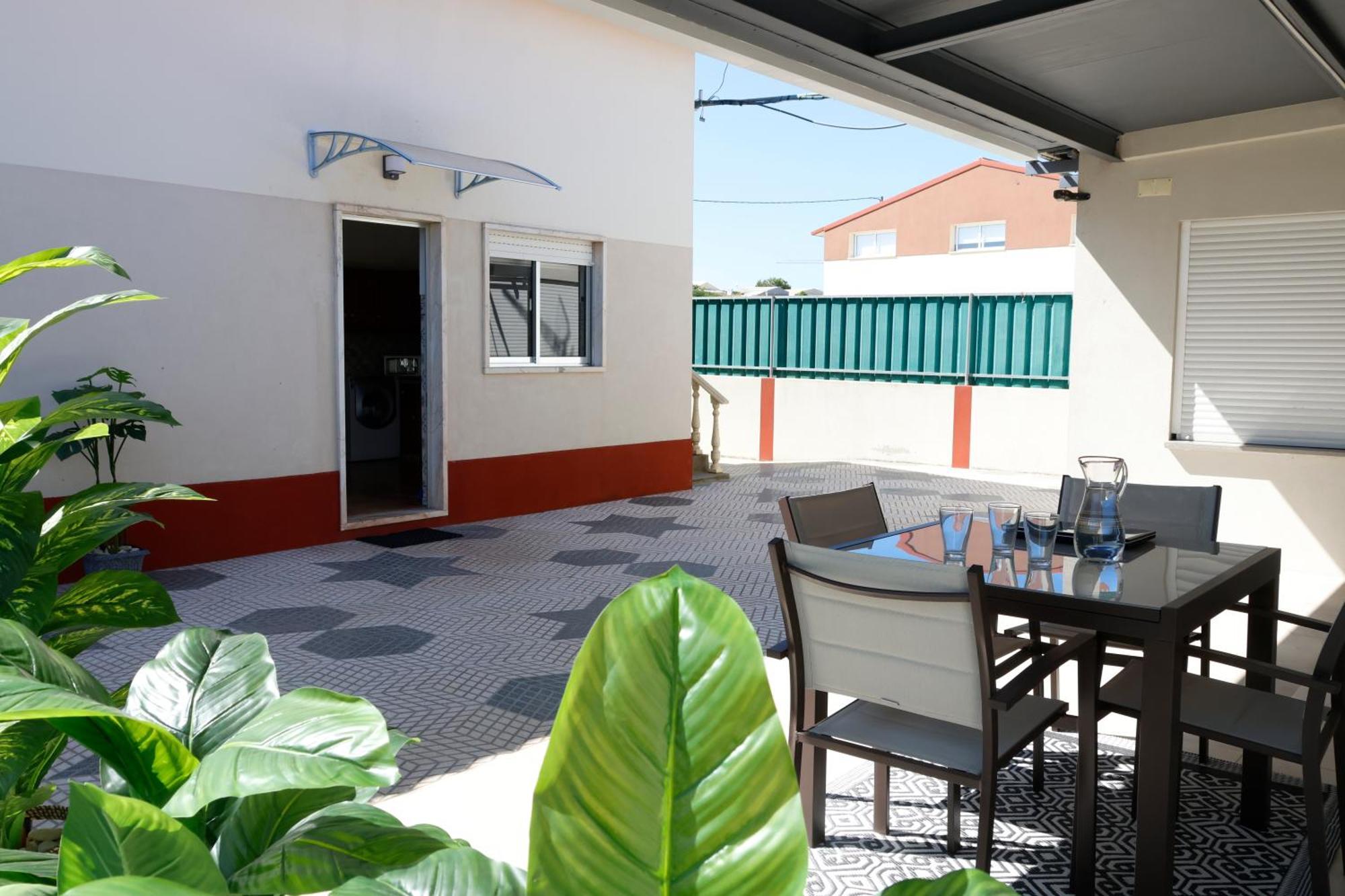 *Private Outdoor Area* 300M-Beach, Swing/No Stairs São Martinho do Porto Exterior foto